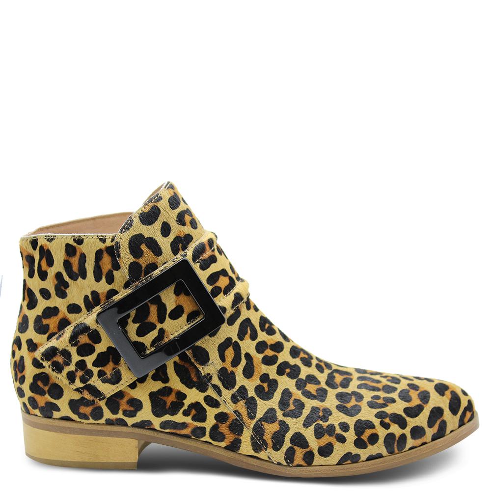 Django & Juliette Inquest womens flat boot tan/Leopard