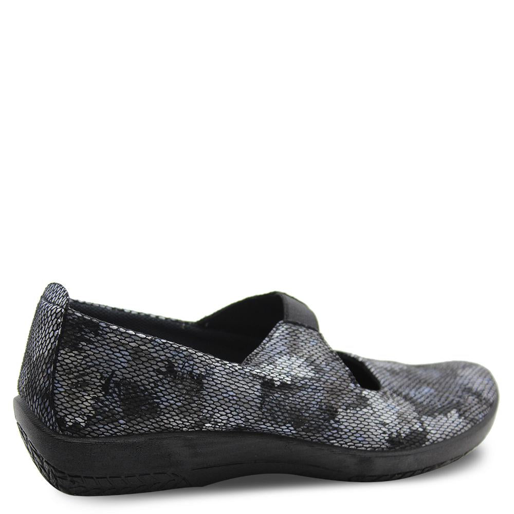 Arcopedico Leina Black Shimmer Womens Flat