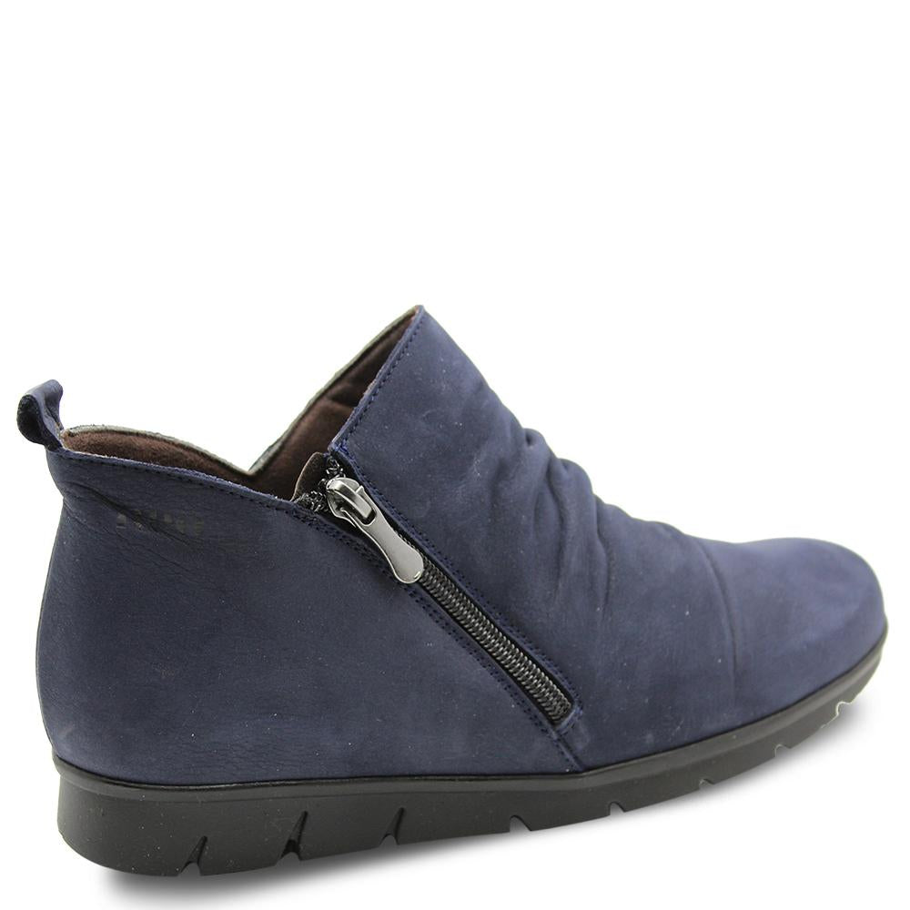 HF1124 WOMENS FLAT BOOTS