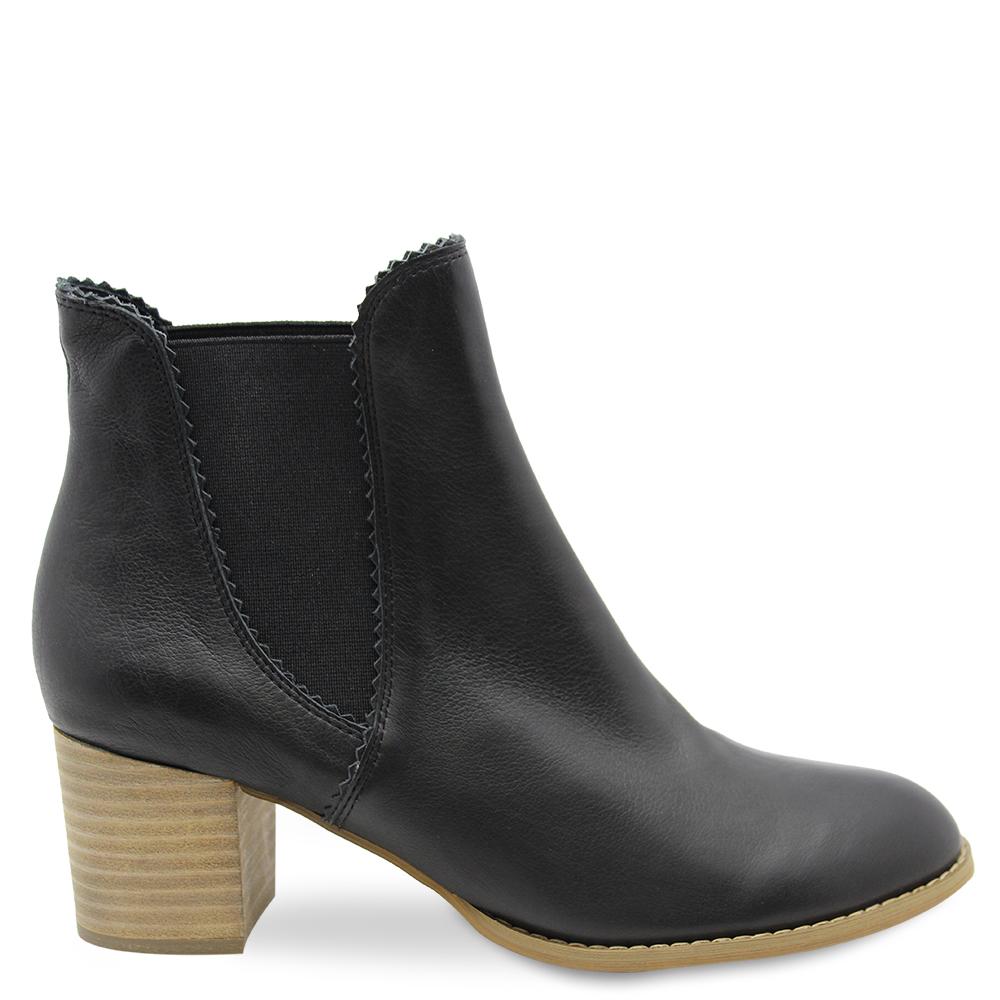 Django & Juliette Sadore Black Womens Boot