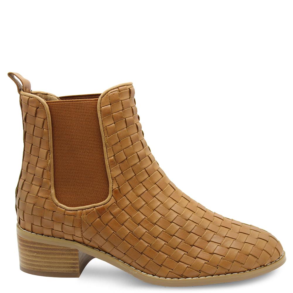 Walnut Grace womens ankle boot tan